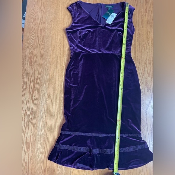 Ralph Lauren Women's Purple Velvet Evening Gown Dress Size 12 - Picture 7 of 10